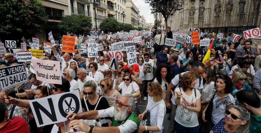 Miles de personas de toda Andalucía piden en ...