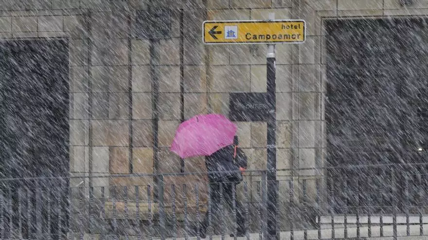 Toda Asturias estará mañana en alerta a partir de las dos de la tarde: la AEMET pronostica "tormentas fuertes con granizo y rachas muy fuertes de viento"