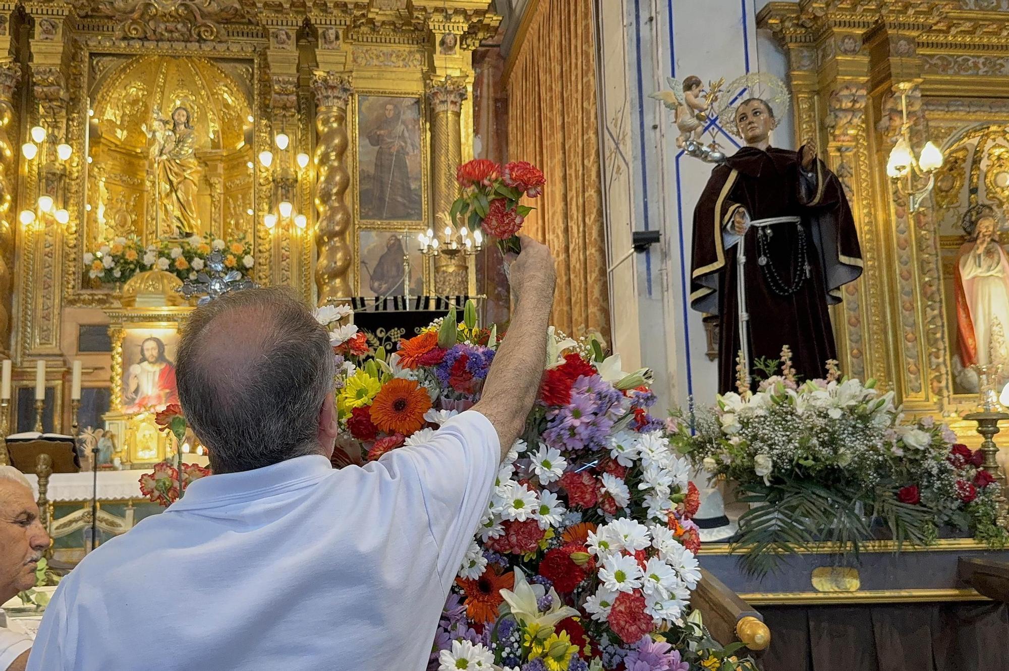 Ofrenda de flores a San Pascual