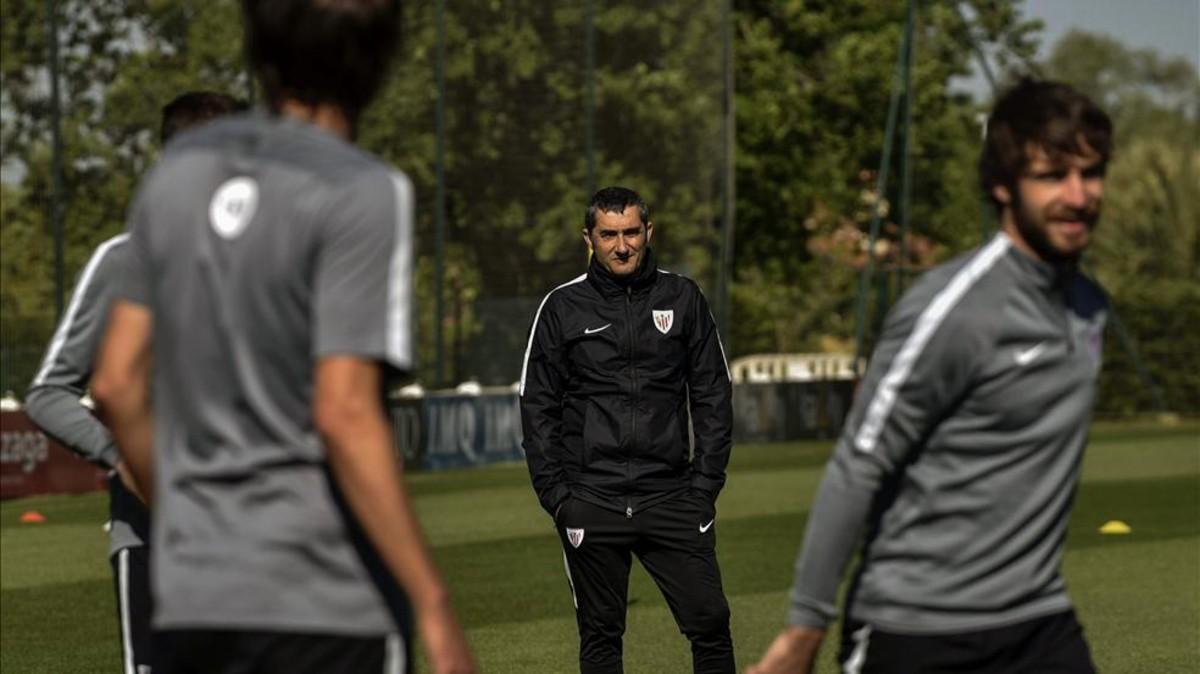 El vestuario del Barcelona, satisfecho con la llegada de Valverde