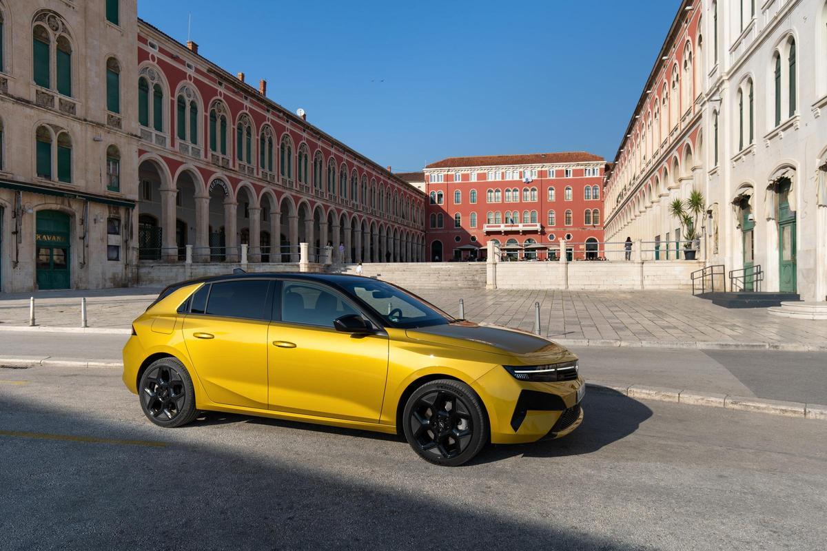 En el apartado mecánico, el Astra muestra una de las ofertas más completas del segmento