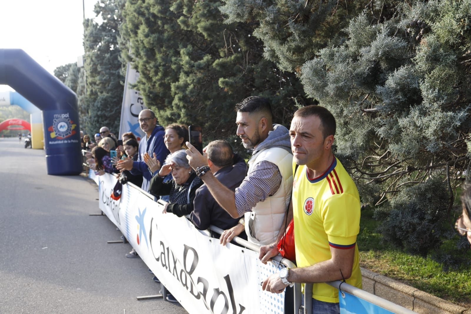 Zaragoza se vuelca con la carrera de la Policía Nacional contra el maltrato