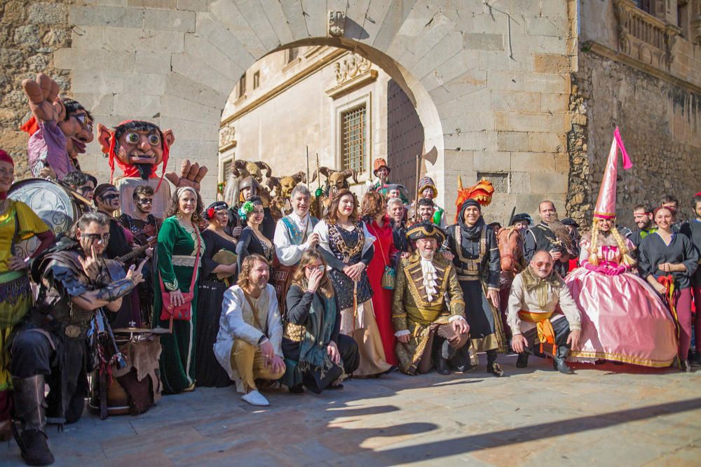 La ciudad acoge durante el fin de semana su tradicional Mercado Medieval con cerca de 300 paradas y múltiples espectáculos