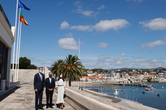 Los reyes posan con en Portugal con el presidente Marcelo Rebelo de Sousa