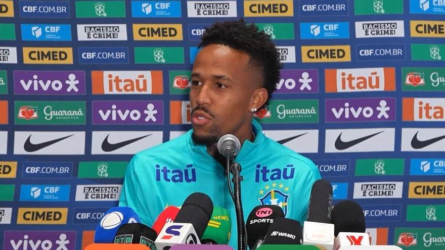 Militao: "En la segunda lesión de cruzado pensé en dejar el fútbol"