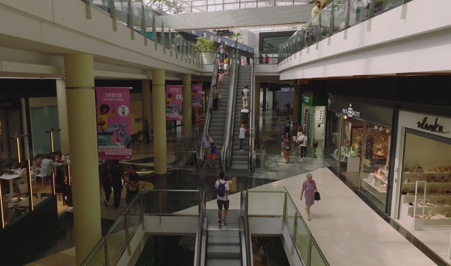 Ulanka Abre Ulanka Centro Comercial El Saler Halloween En Valencia