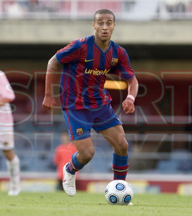 14 Thiago Alcántara - 2009-10