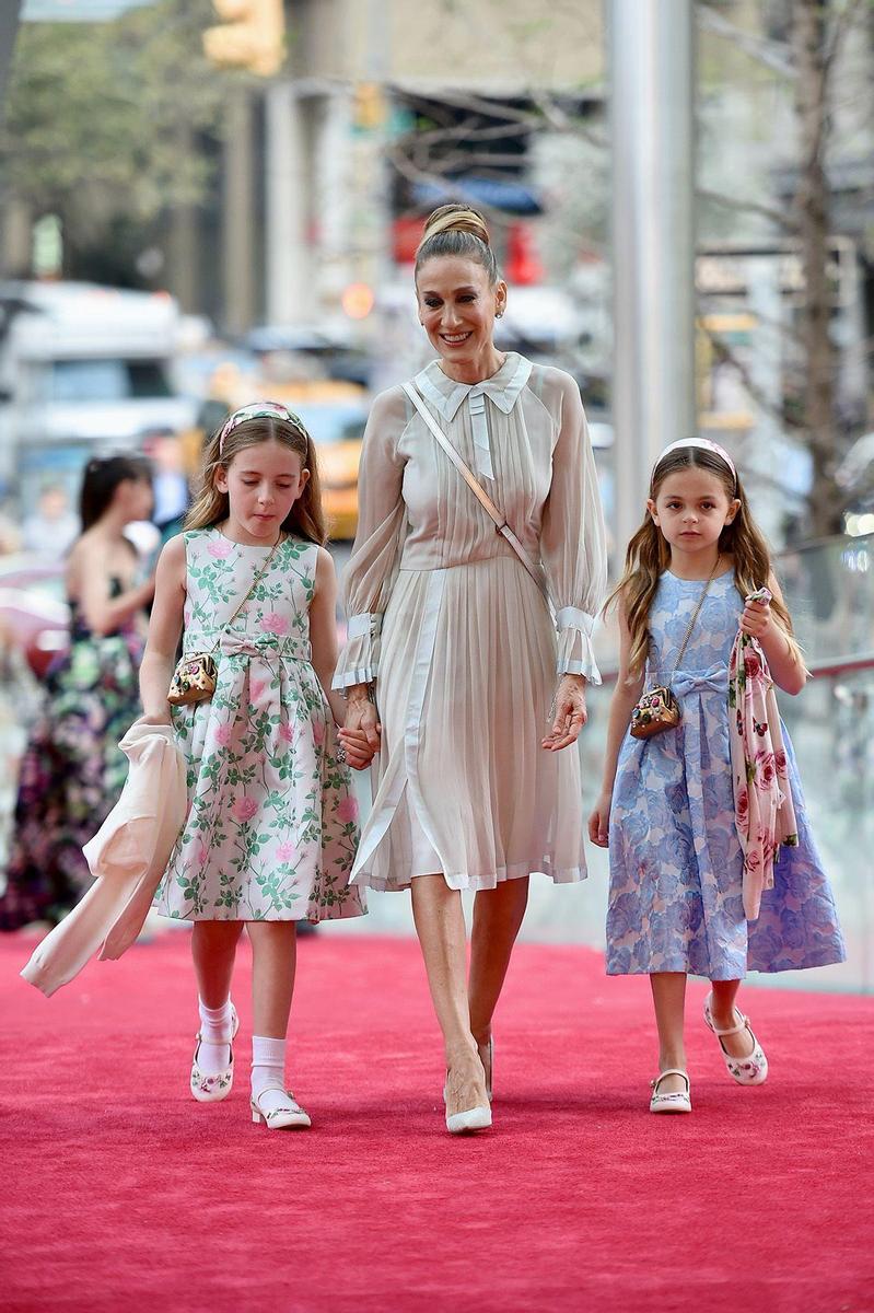 Sarah Jessica Parker con sus dos mellizas, Tabitha y Marion Broderick