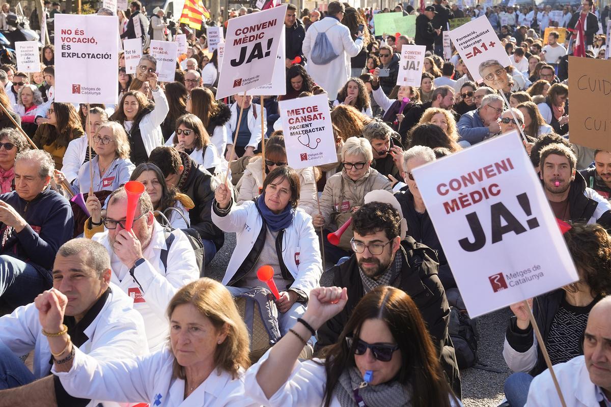 Nuevo día de protesta de los médicos en Barcelona