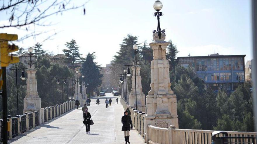 Condenado a cuatro años por abusar de su hermanastra que se acabó suicidando desde el viaducto de Teruel