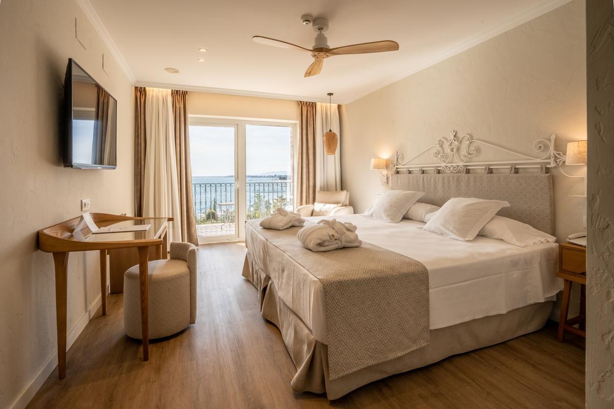 The hotel rooms have been recently updated, and many have panoramic sea views.