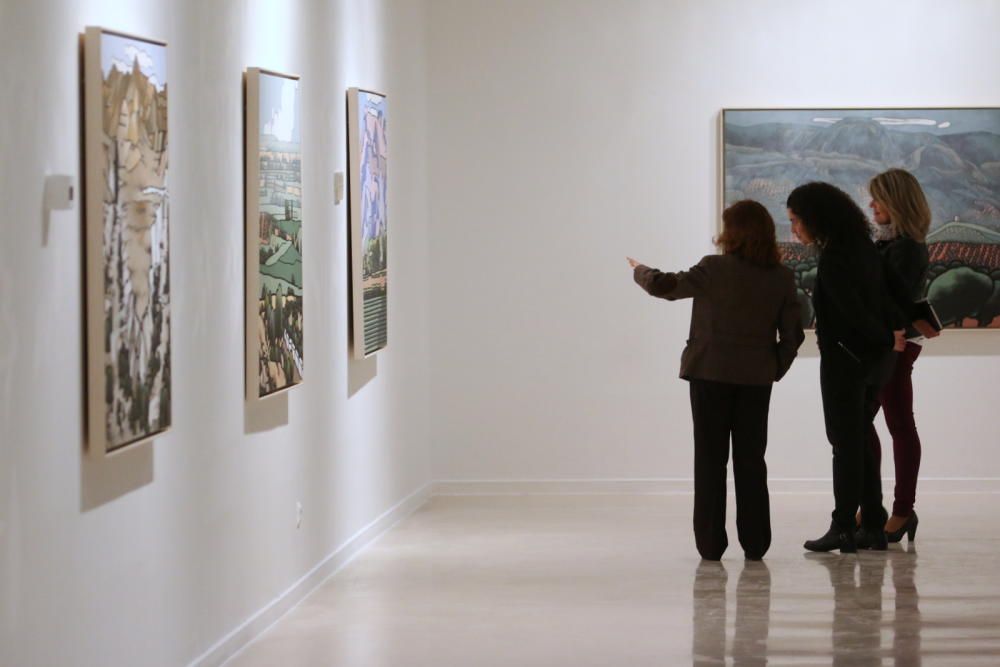 El artista expone en el Mupam 'Paisajes andaluces', muestra de 32 grandes lienzos en los que refleja la belleza de la naturaleza andaluza