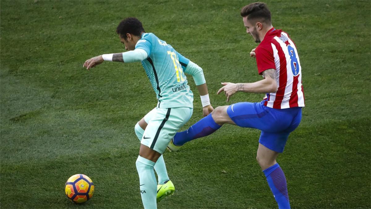 Vrsaljko, Saúl y Gabi en varias acciones sobre Neymar en el Atlético - Barça de la Liga 2016/17