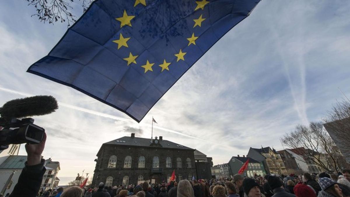 Islandia retira su candidatura para ingresar en la UE