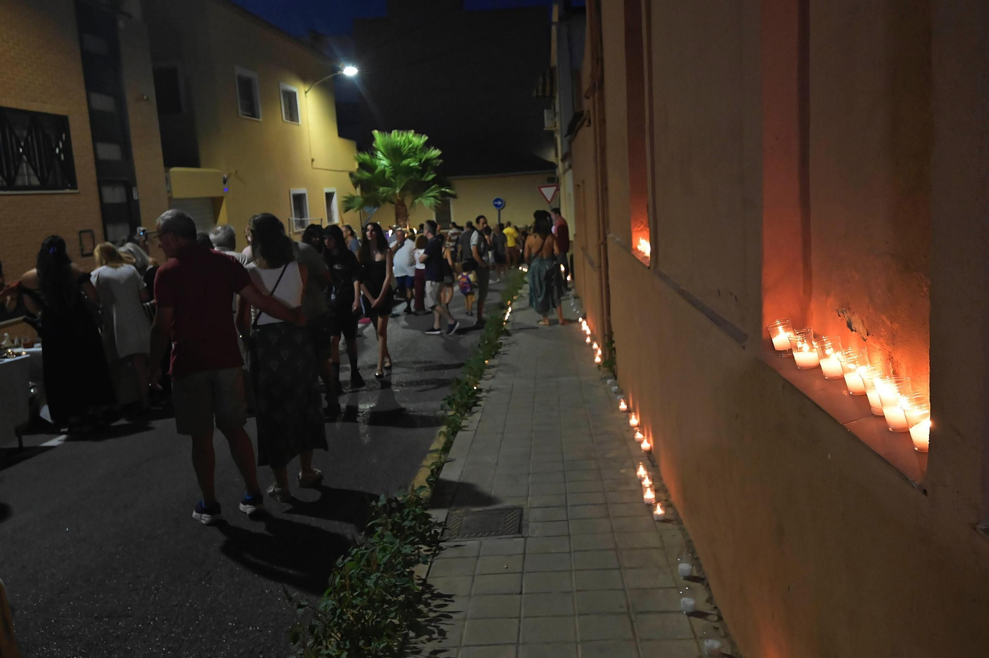 La conmemoración de los cien años de la llegada del alumbrado público en el barrio de San Gabriel, en imágenes