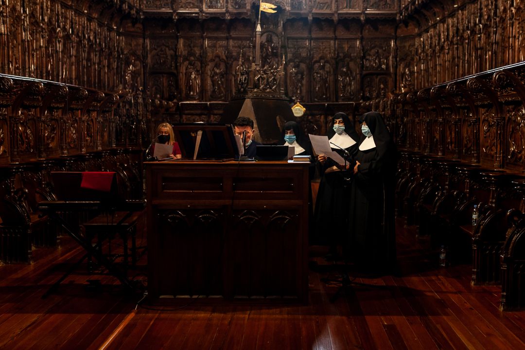 Misa en la catedral en memoria de las victimas del coronavirus