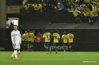 La UD Las Palmas no remata al Ceuta y pierde dos puntos en el 89' (1-1)