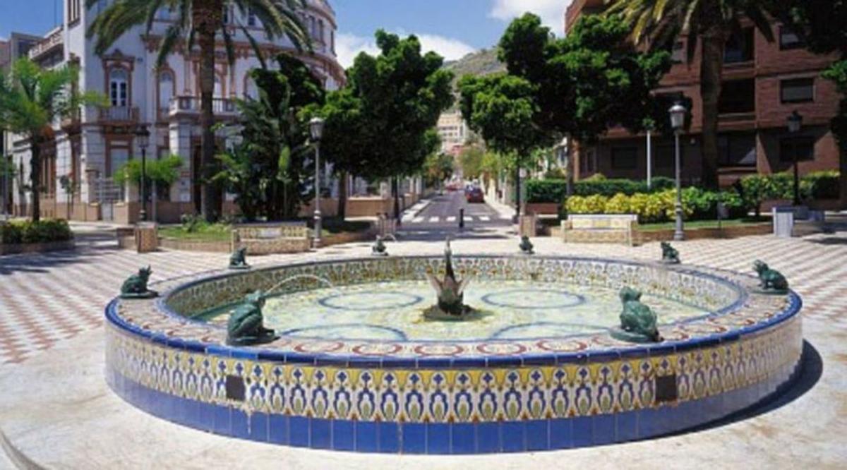 Fuente en la Plaza 25 de Julio. | E. D.