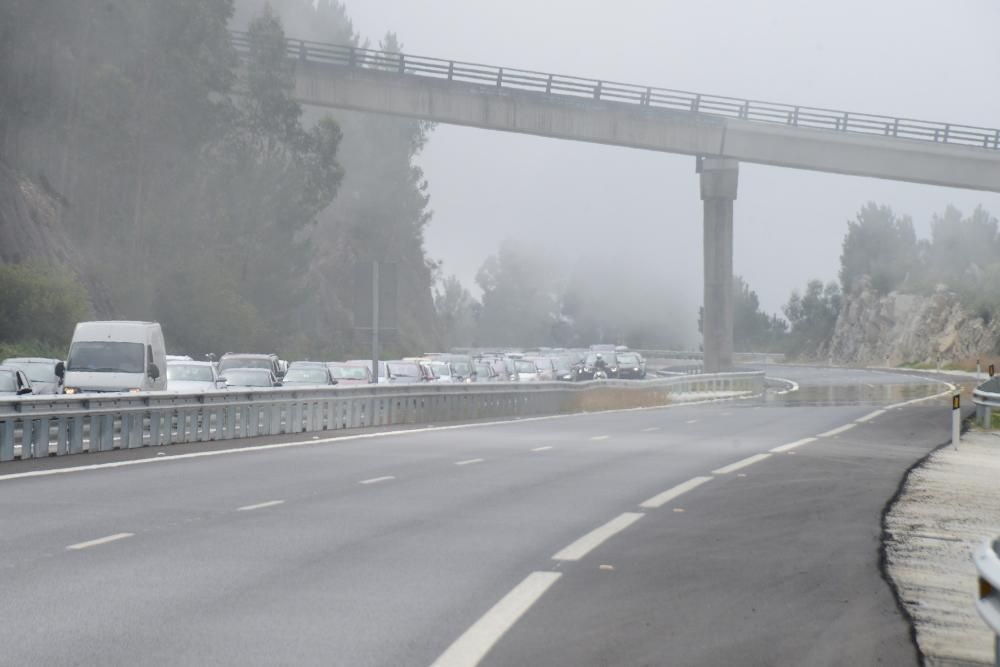 La autovía de O Morrazo, colapsada
