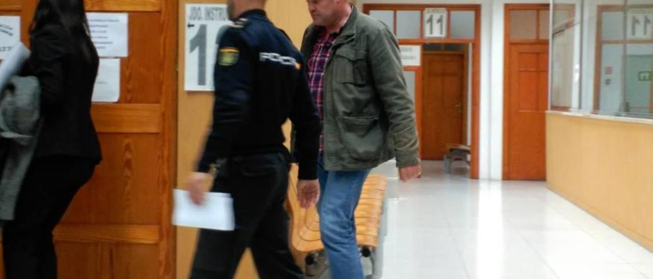 El jefe de la Patrulla Verde ingresó en prisión, aunque ahora está en libertad bajo fianza.
