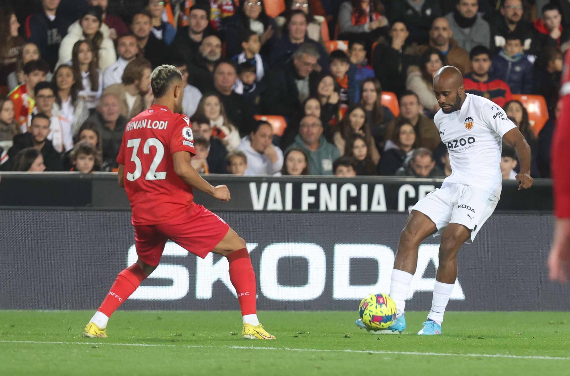 Valencia CF - Nottingham Forest en imágenes