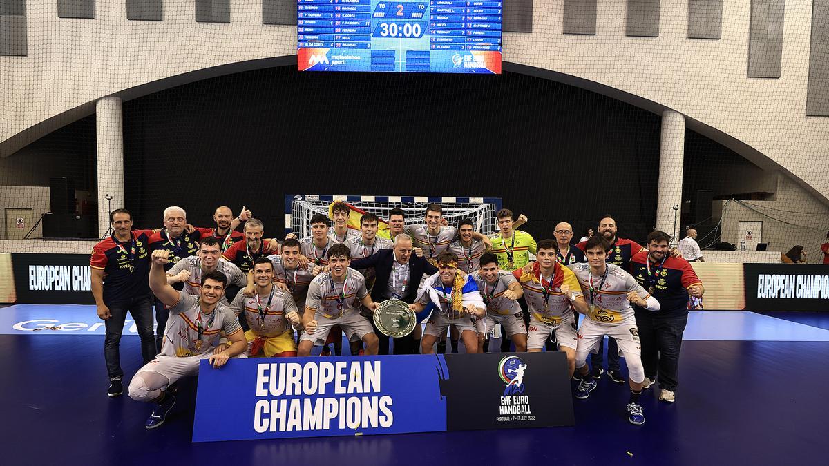 Los &#039;Hispanos&#039; Juveniles logran sumar otro título europeo al balonmano español.