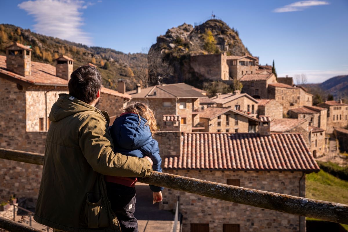 El Ripollès cuenta con rincones auténticos y pueblos medievales con encanto de calles empedradas y esencia pirenaica