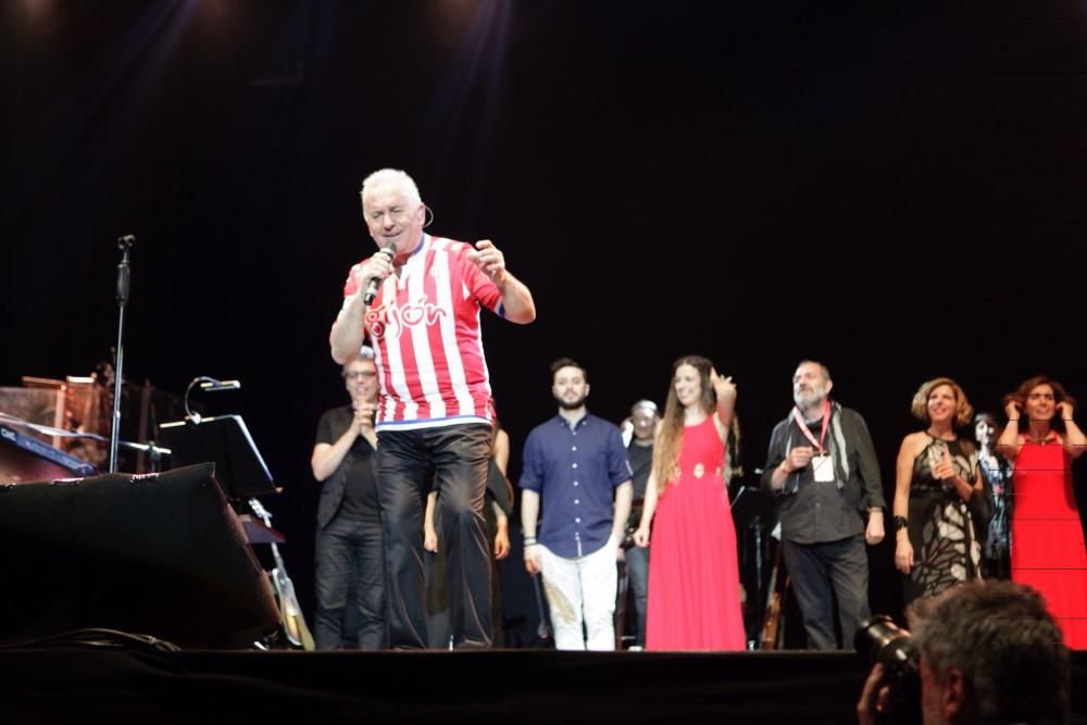 Concierto de Víctor Manuel en Gijón