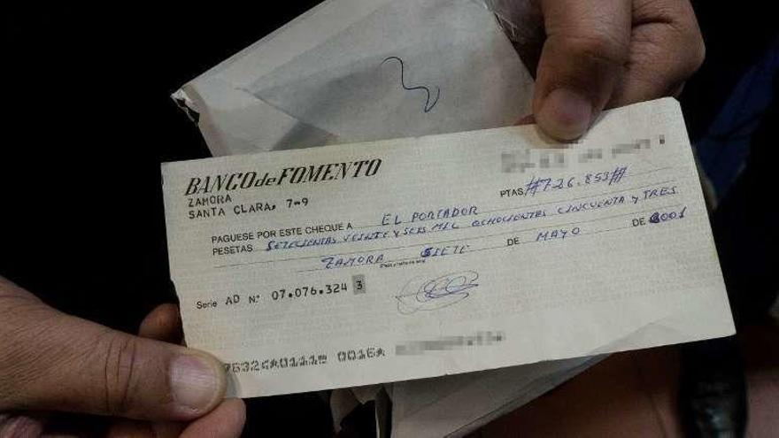 La pérdida más valiosa: un cheque por 726.800 pesetas.