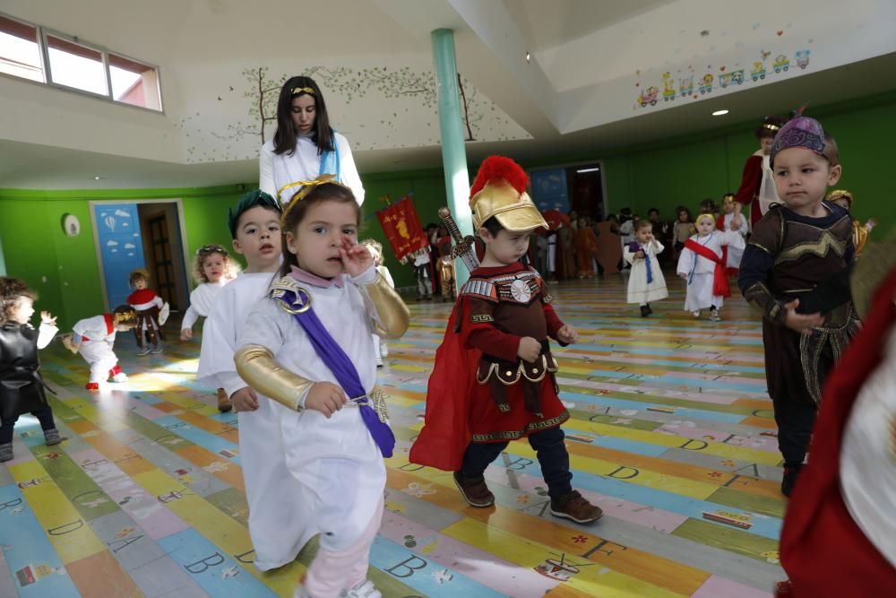 Antroxu en los colegios de Gijón