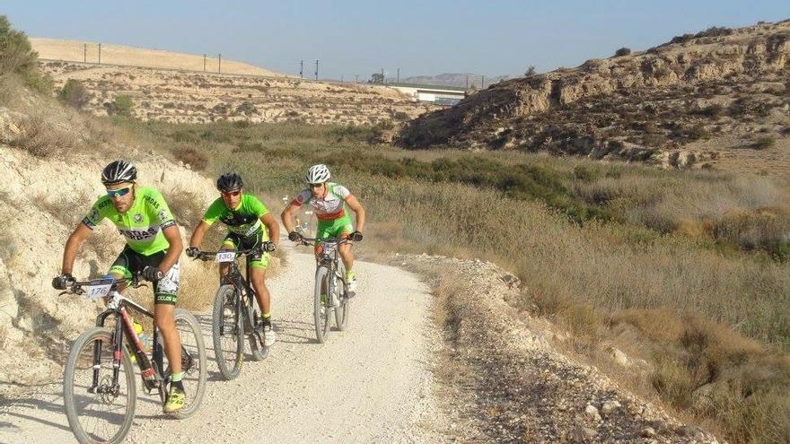 Los ciclistas se citan el domingo en Aspe.