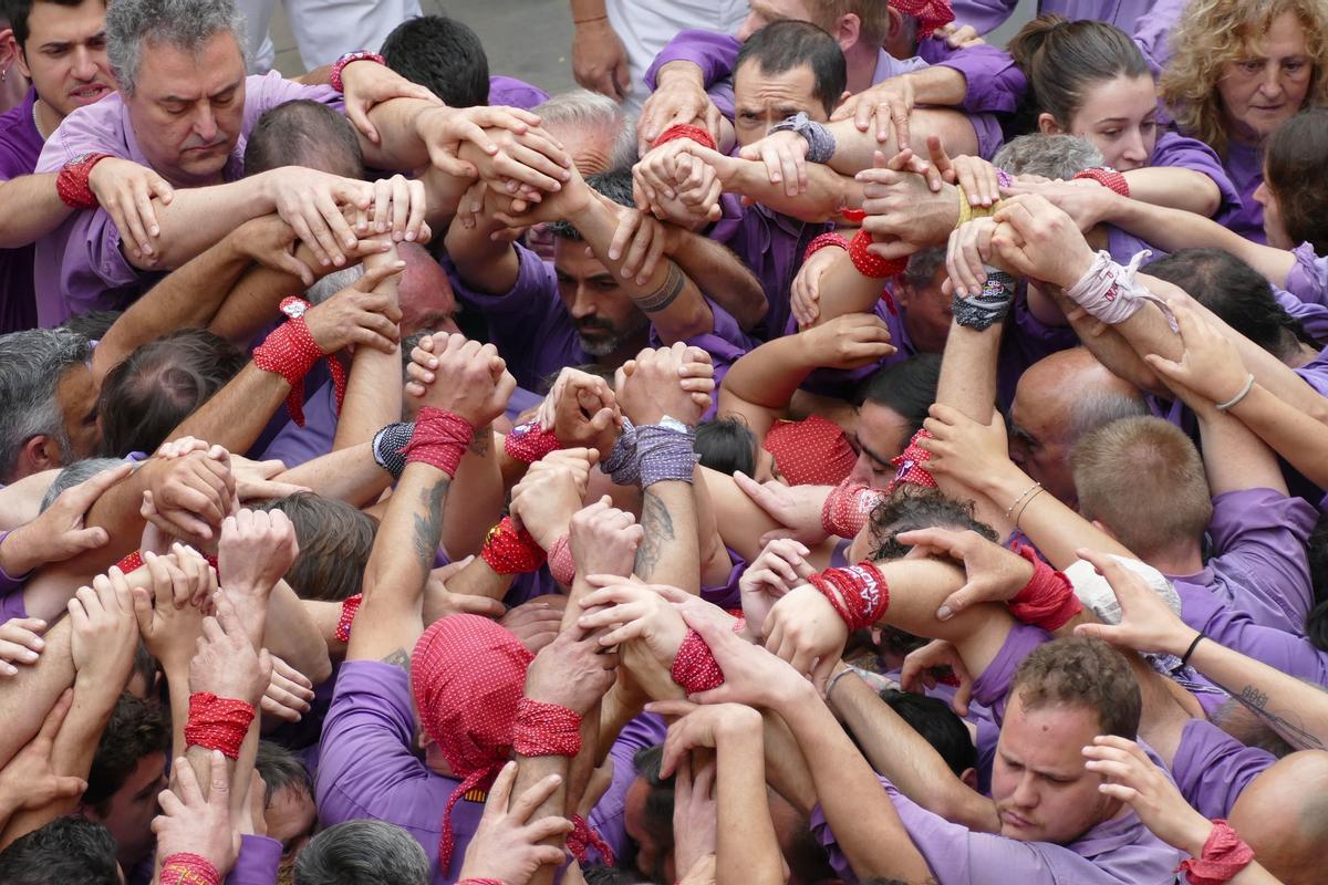 EN IMATGES | Figueres viu una diada castellera de Santa Creu pletòrica EN IMATGES | Figueres viu una diada castellera de Santa Creu pletòrica