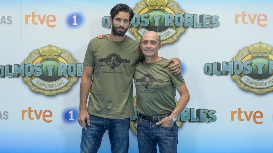 &#039;Olmos y Robles&#039; se presentan en Vitoria