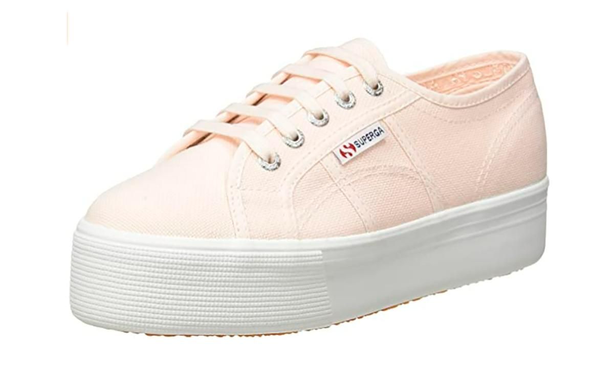 Las zapatillas que te van a pegar con todo esta primavera-verano