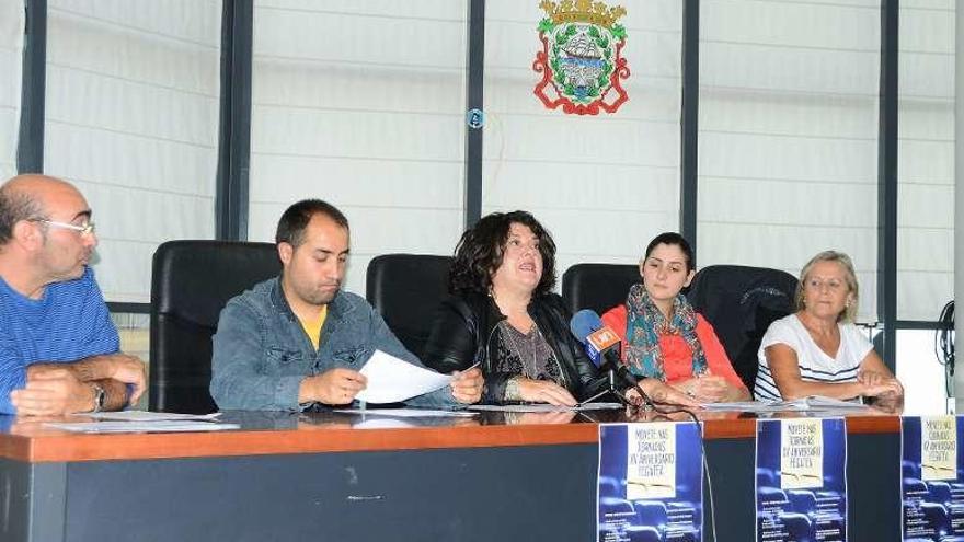 Presentación del festival, ayer en el Concello. // Gonzalo N.