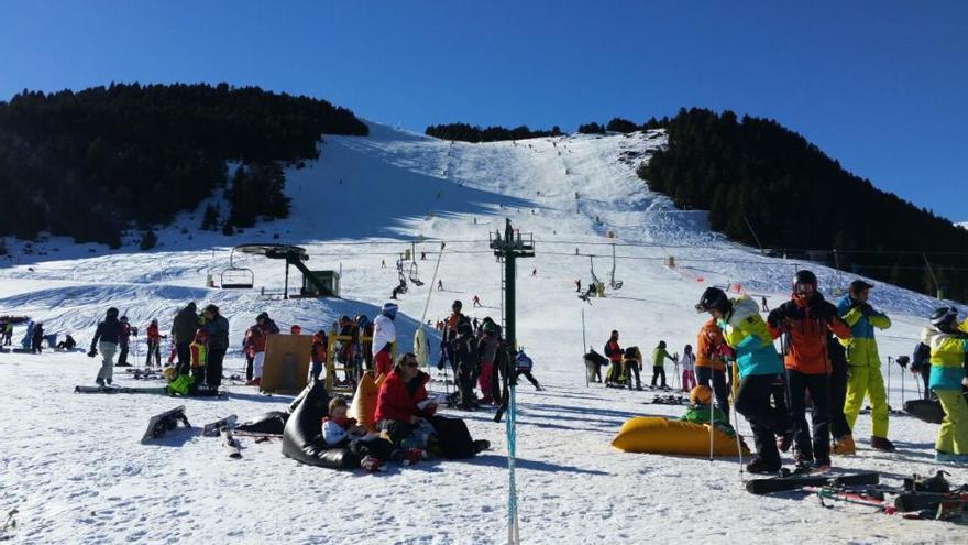 Imatge de l&#039;estació de la Molina.