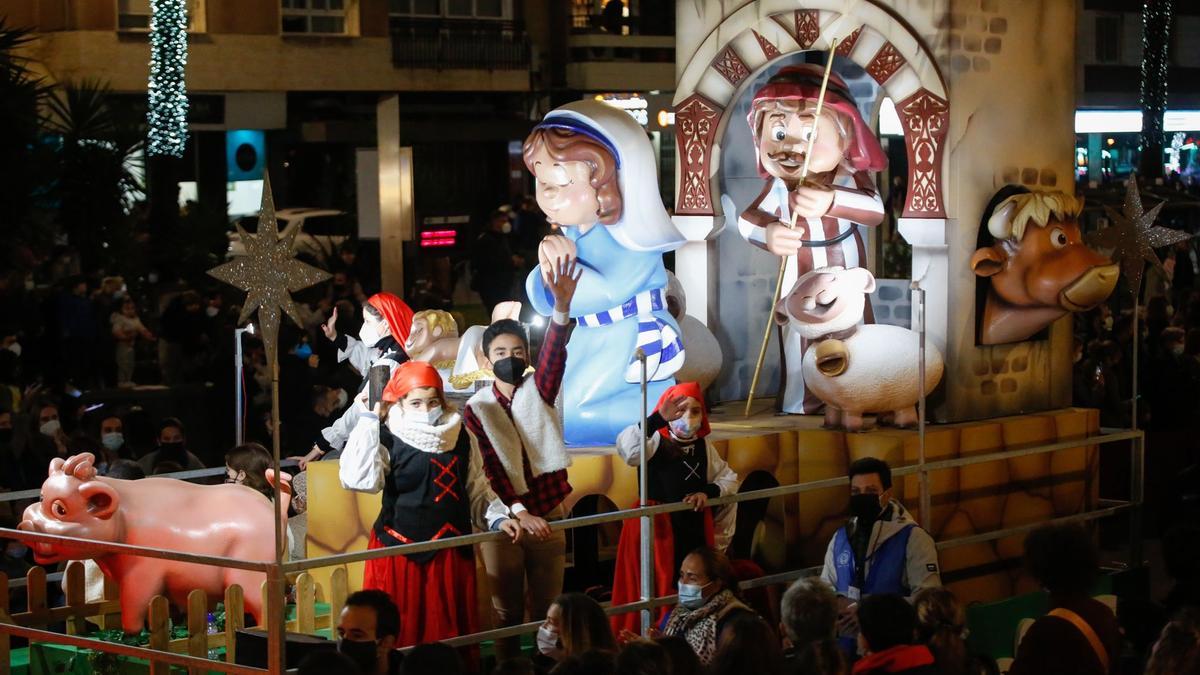 Los Reyes Magos reparten ilusión por Córdoba