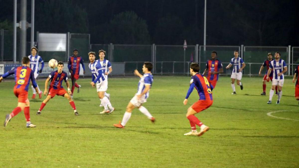 Disputa del duel entre l’Escala i el Banyoles