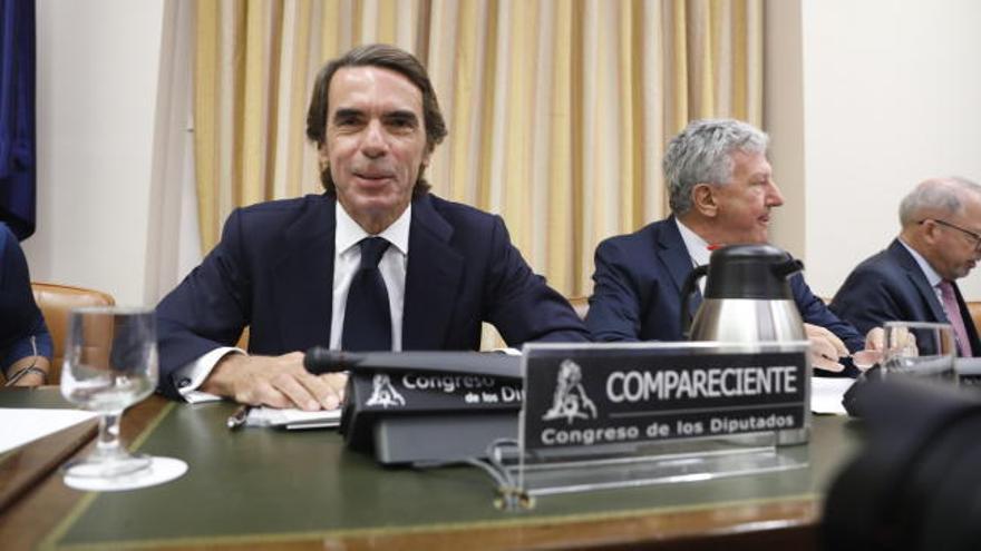 Aznar niega que existiera una caja b en el PP y se desentiende de Gürtel