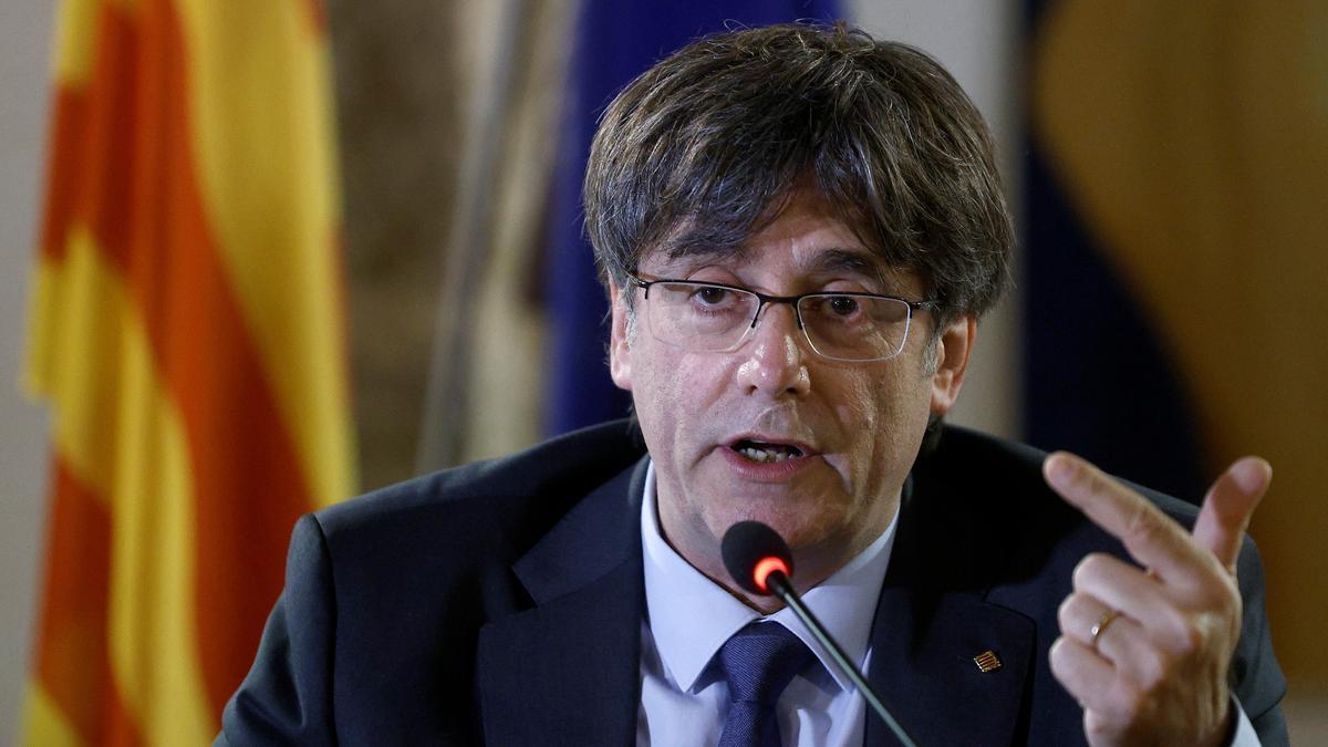 L&#039;expresident Carles Puigdemont durant la roda de premsa posterior a la vista a Sàsser