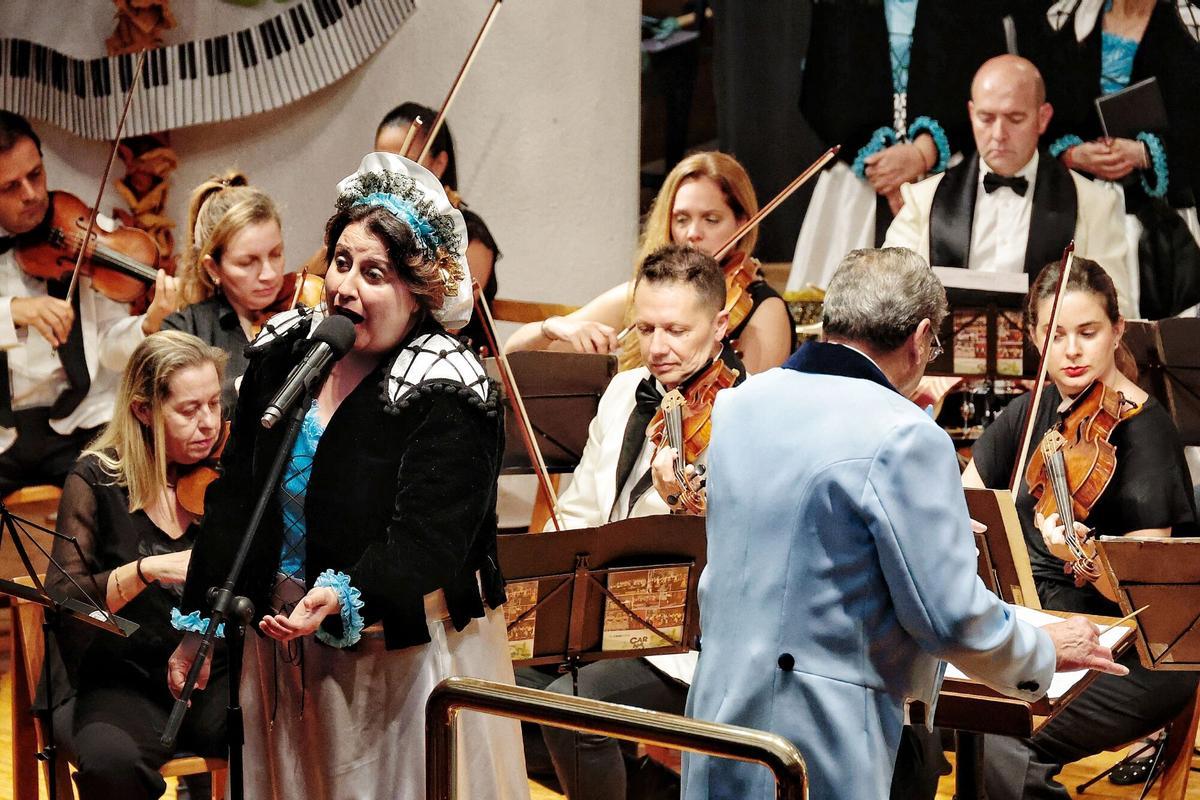 Presentación de La Zarzuela del Carnaval de Santa Cruz de Tenerife Presentación de La Zarzuela del Carnaval de Santa Cruz de Tenerife