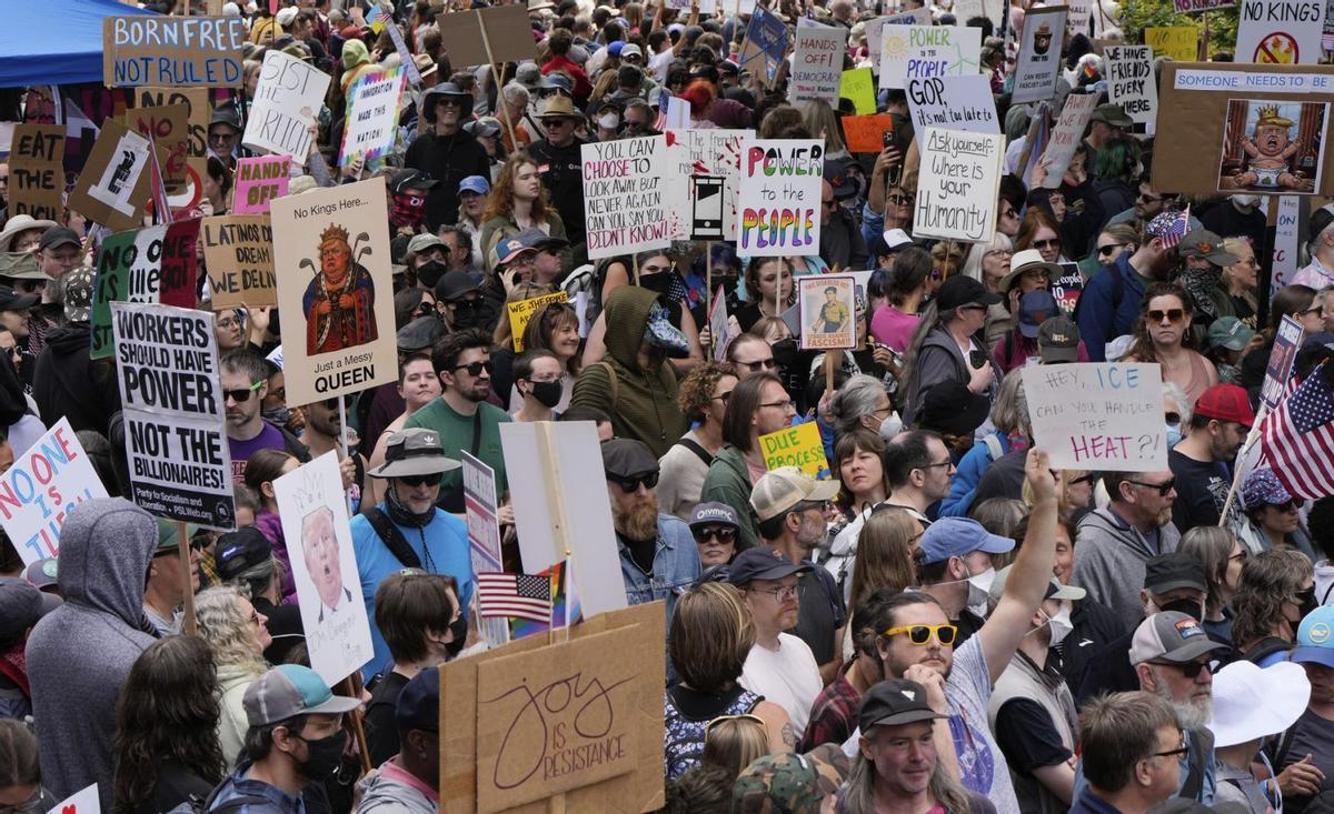 Els EUA surten al carrer de forma multitudinària en protesta per Trump Els EUA surten al carrer de forma multitudinària en protesta per Trump