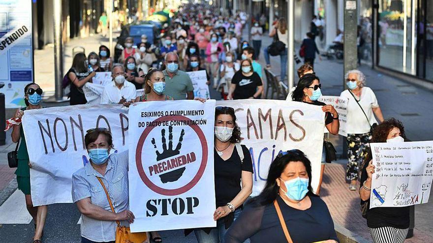 La maarcha partió del Hospital Provincial y finalizó en la Praza de España.