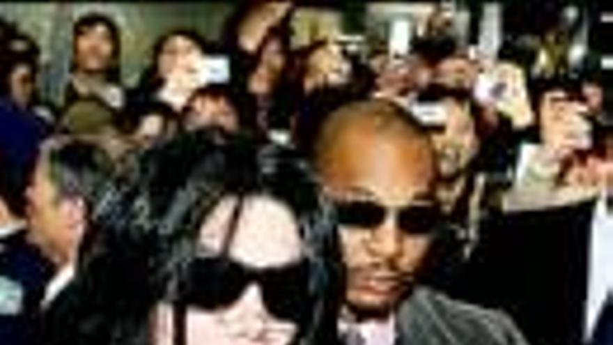 Michael Jackson: Las fans pagan 2.600 euros por estar con él
