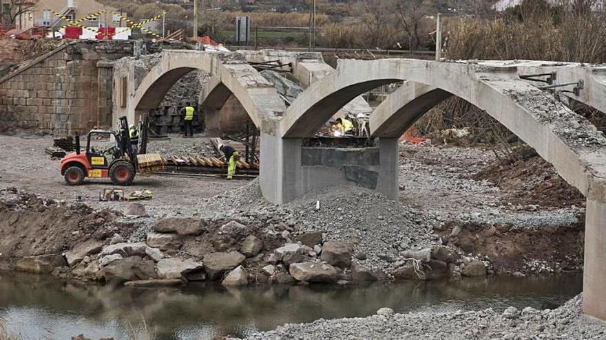 Cabrianes tindrà llest a l&#039;estiu el  pont d&#039;accés, ara en desmuntatge