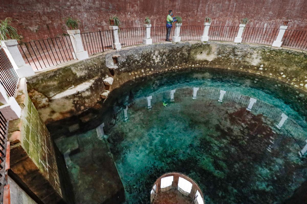Imagen de estos días en el interior de la cúpula del acuífero de El Molinar.