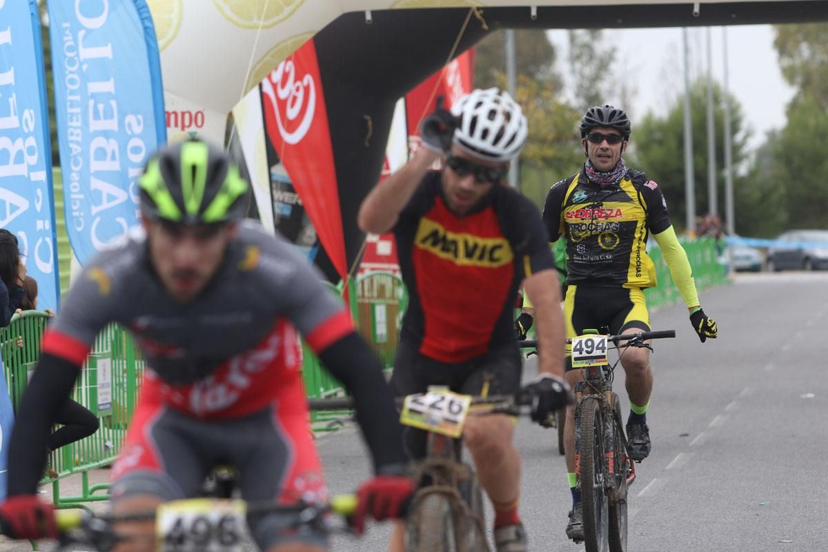 La salida de la cuarta edición de la MTB Diario CÓRDOBA, en imágenes