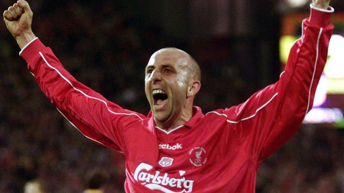 El exjugador del Liverpool Gary McAllister recibió una brutal paliza el sábado pasado en Leeds