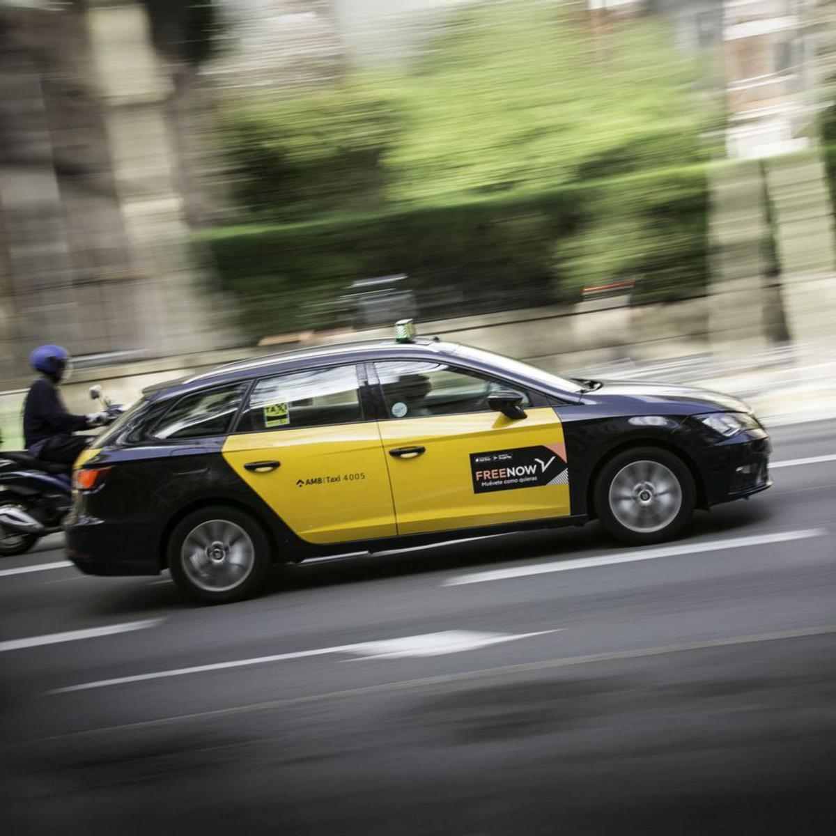 El 77% dels usuaris del taxi no veuen necessari que augmenti la flota El 77% dels usuaris del taxi no veuen necessari que augmenti la flota