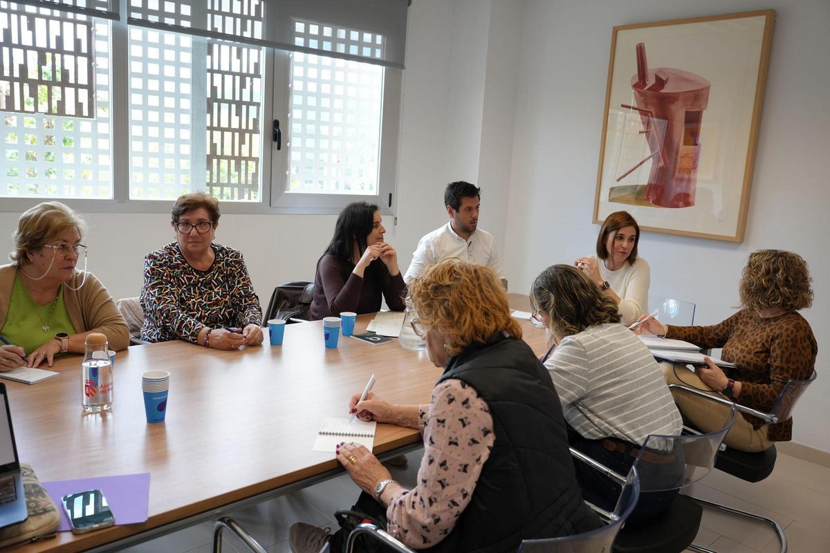 Reunión de la comisión negociadora para elaborar el II Plan de Igualdad.
